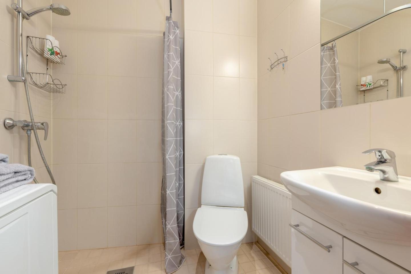 Rueuetli Apartments In Tartu Old Town Esterno foto